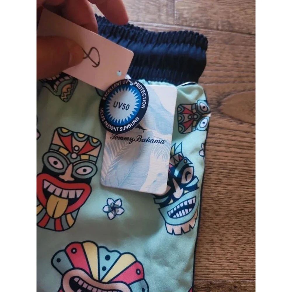Tommy Bahamas Tiki pattern boys swim trunks size 8